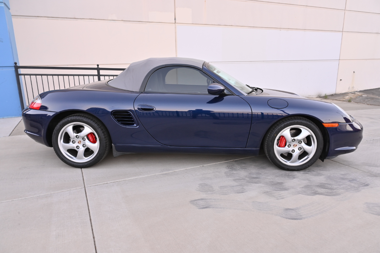 Porsche Boxster  2003