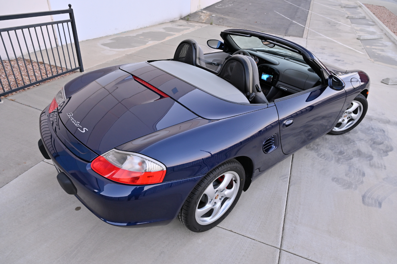 Porsche Boxster  2003