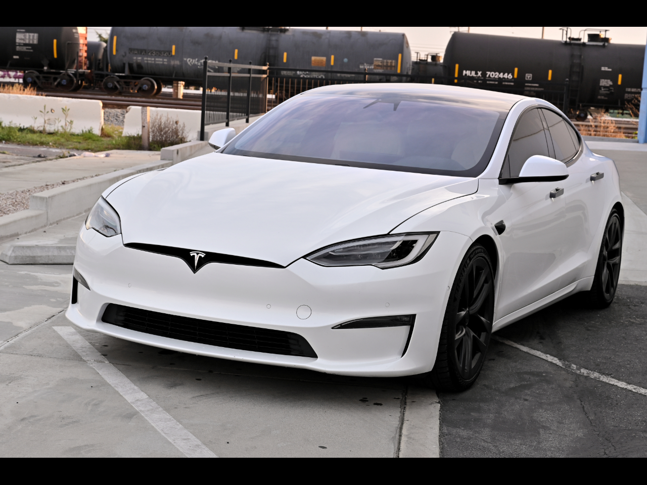 2022 Tesla Model S AWD