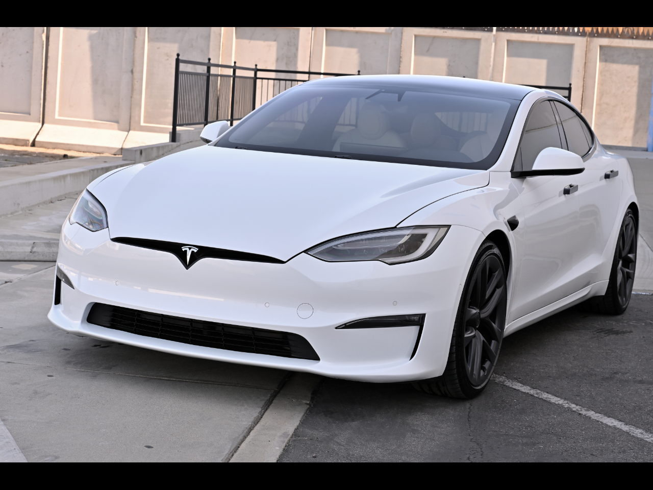 2022 Tesla Model S AWD