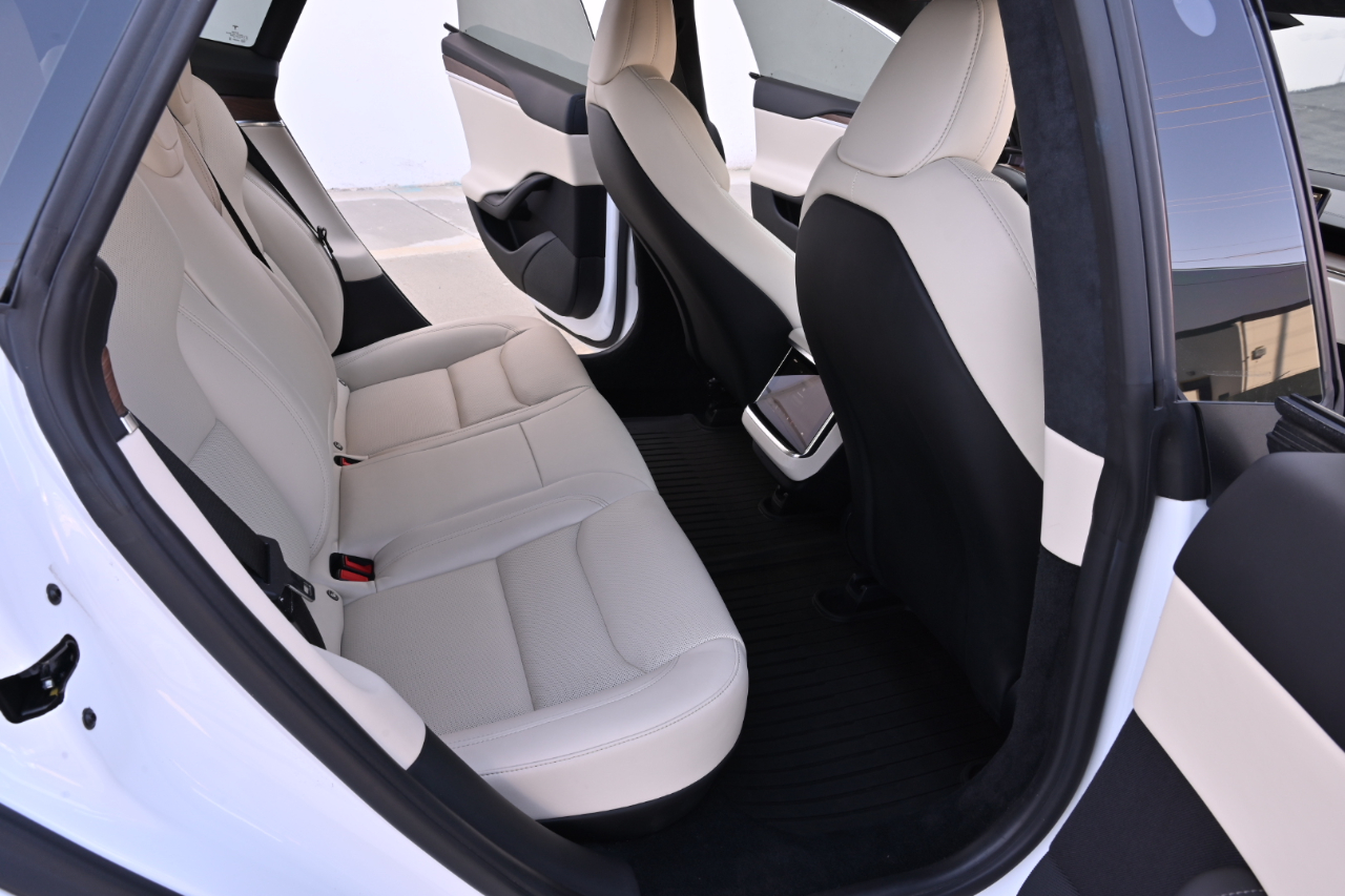 Tesla Model S AWD 2022
