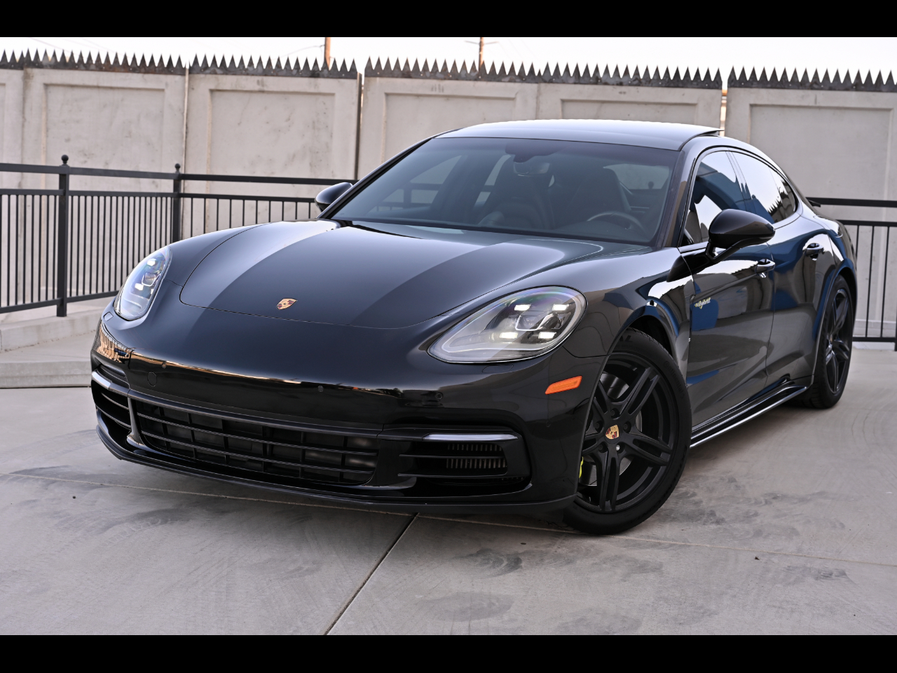 2018 Porsche Panamera 4 E-Hybrid AWD