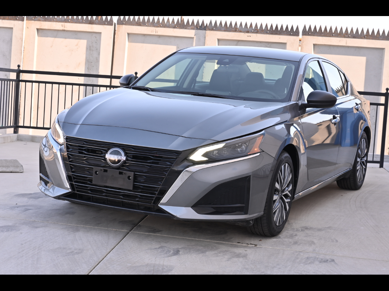 2024 Nissan Altima 2.5 SV Sedan