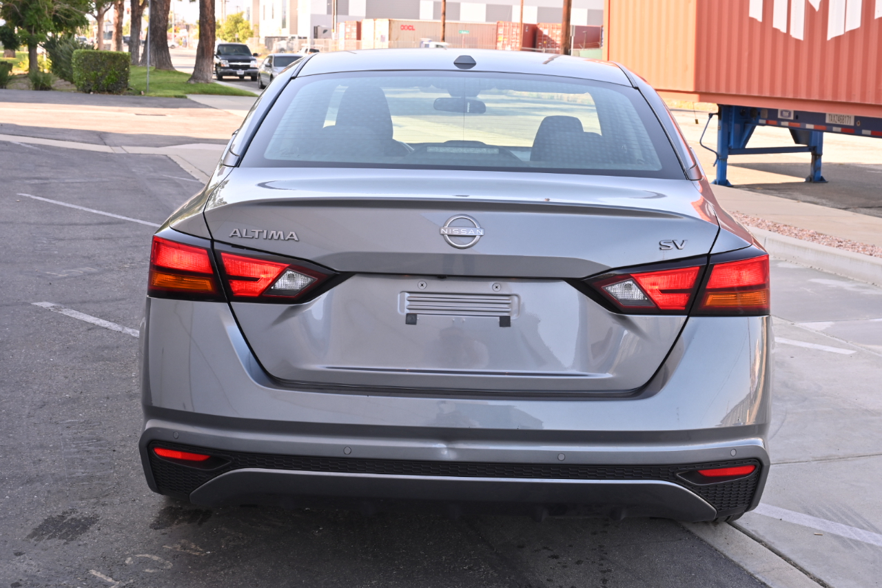 Nissan Altima 2.5 SV Sedan 2024