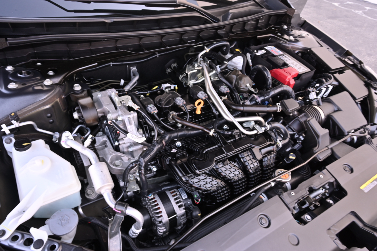Nissan Altima 2.5 SV Sedan 2024