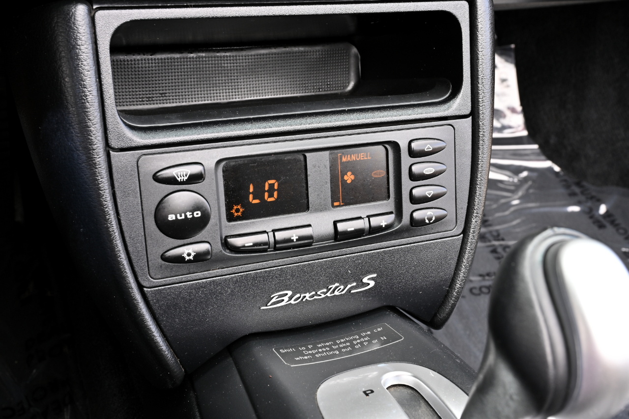 Porsche Boxster  2002