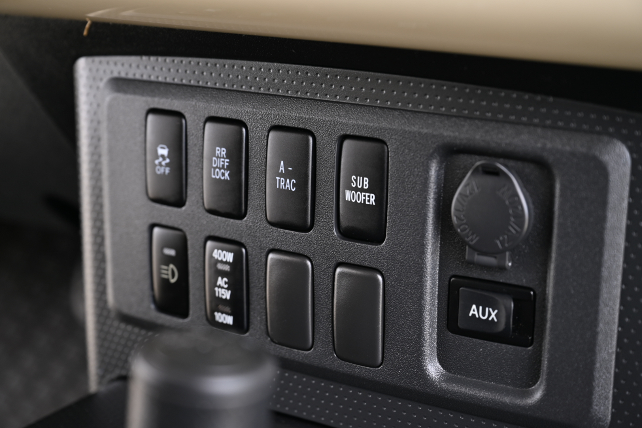 Toyota FJ Cruiser  2010