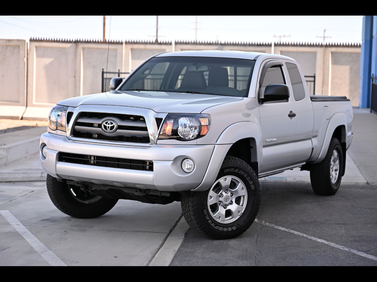 2010 Toyota Tacoma 4WD Access Cab V6 TRD Off-Road