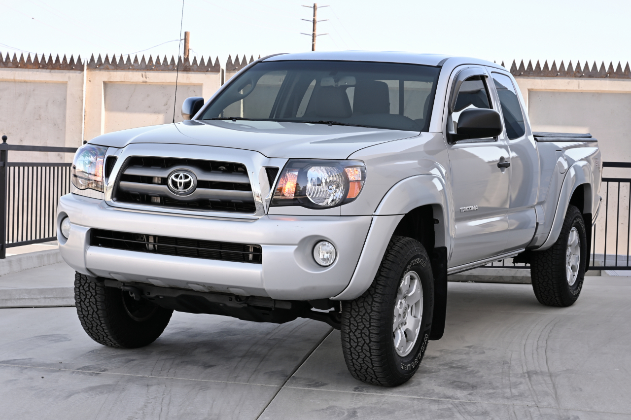 Toyota Tacoma  2010