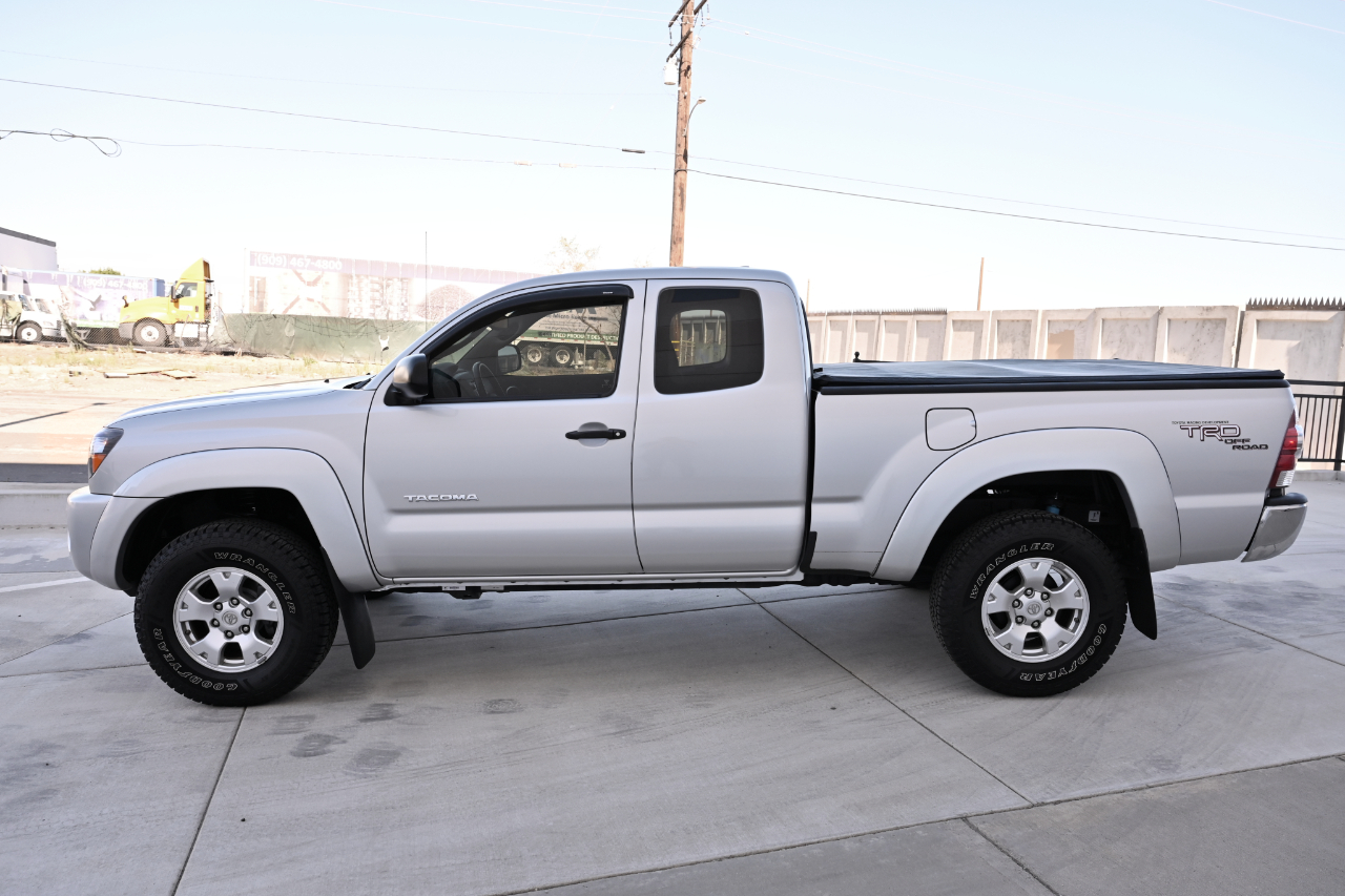 Toyota Tacoma  2010