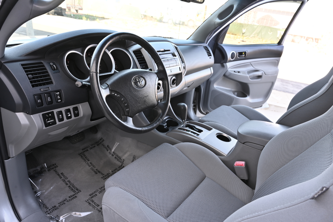 Toyota Tacoma  2010
