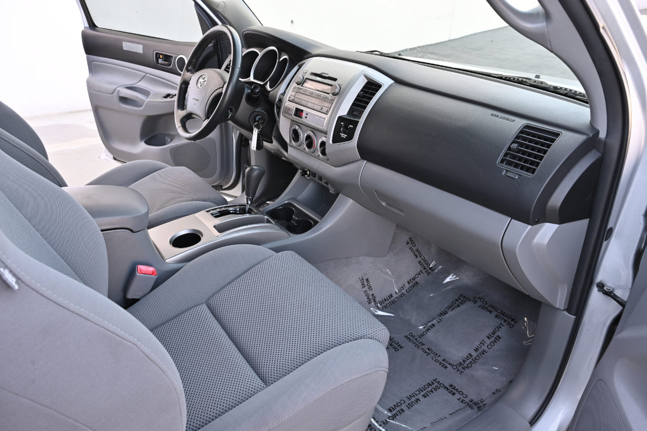 Toyota Tacoma  2010