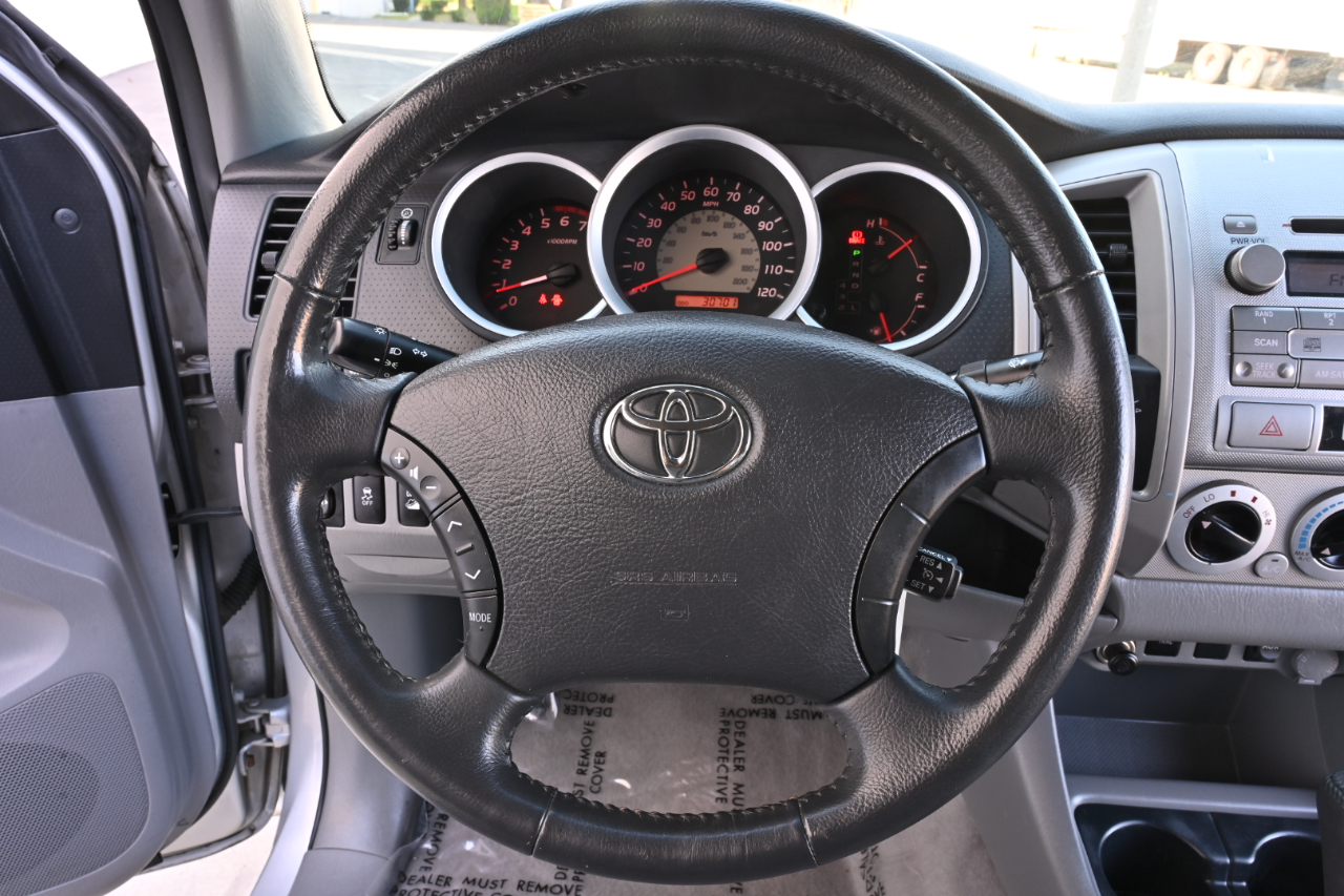 Toyota Tacoma  2010
