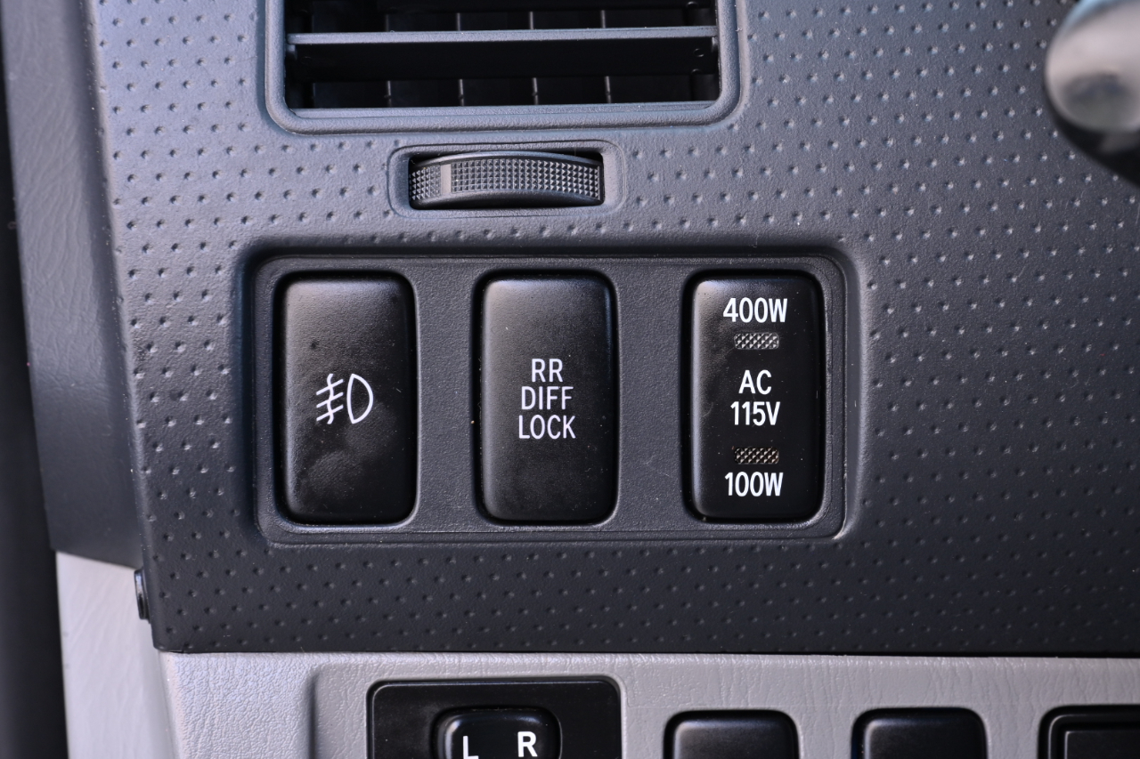 Toyota Tacoma  2010