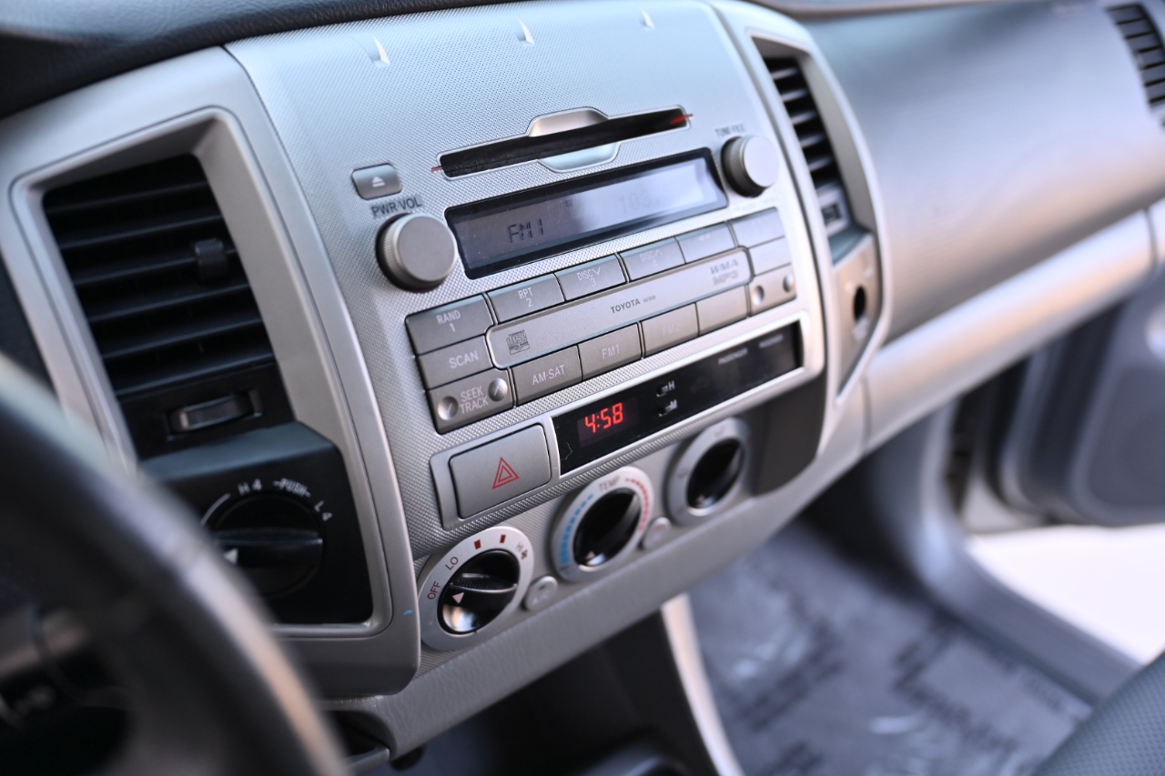 Toyota Tacoma  2010