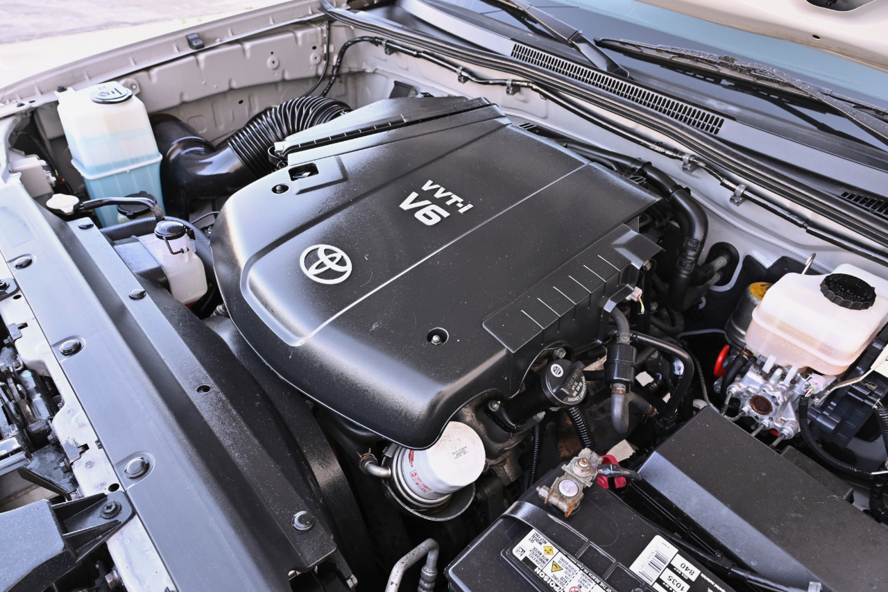Toyota Tacoma  2010