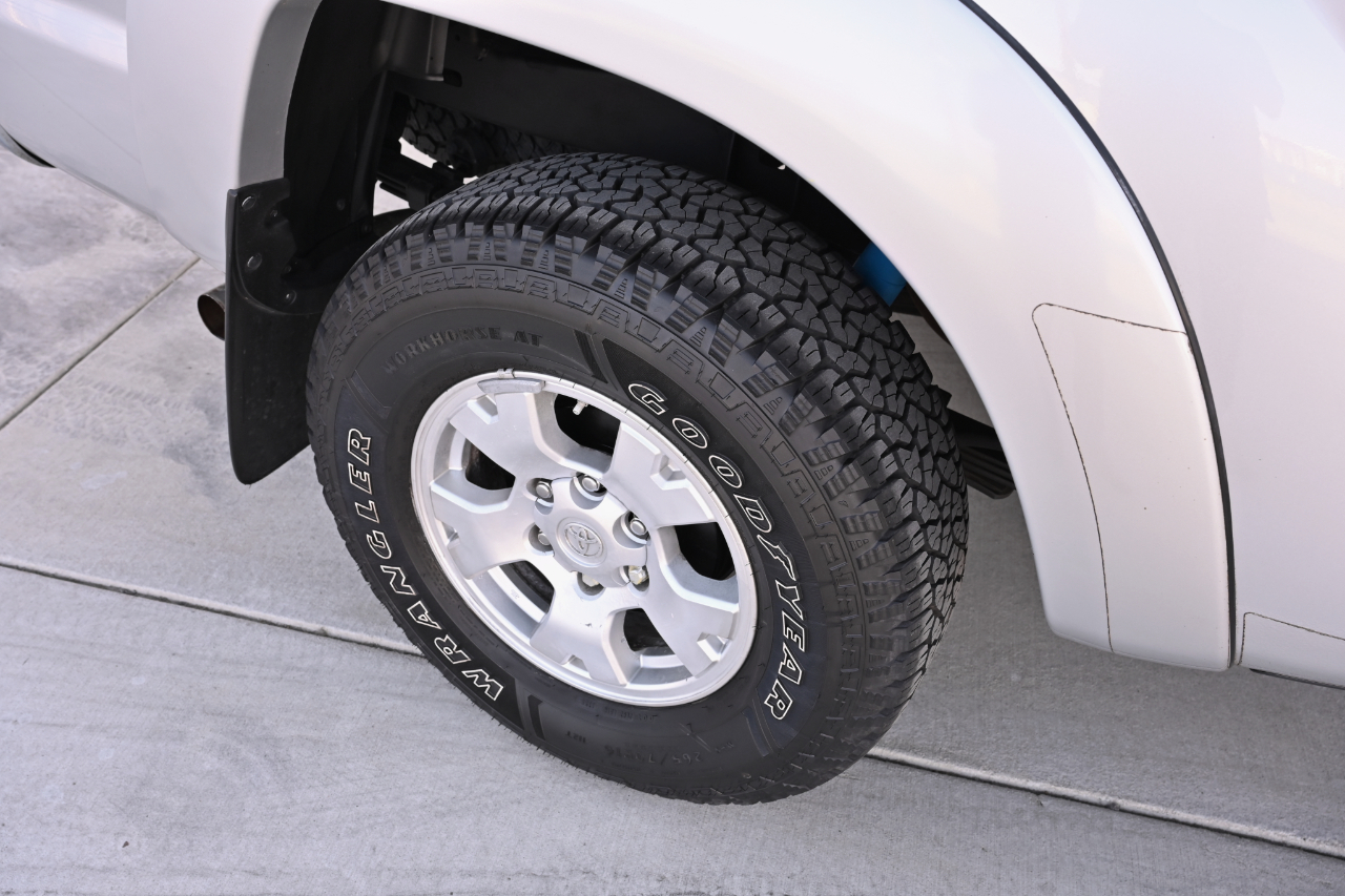 Toyota Tacoma  2010