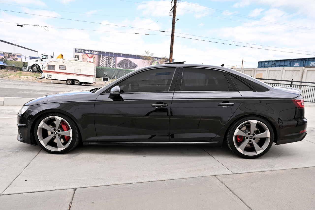 Audi S4  2019