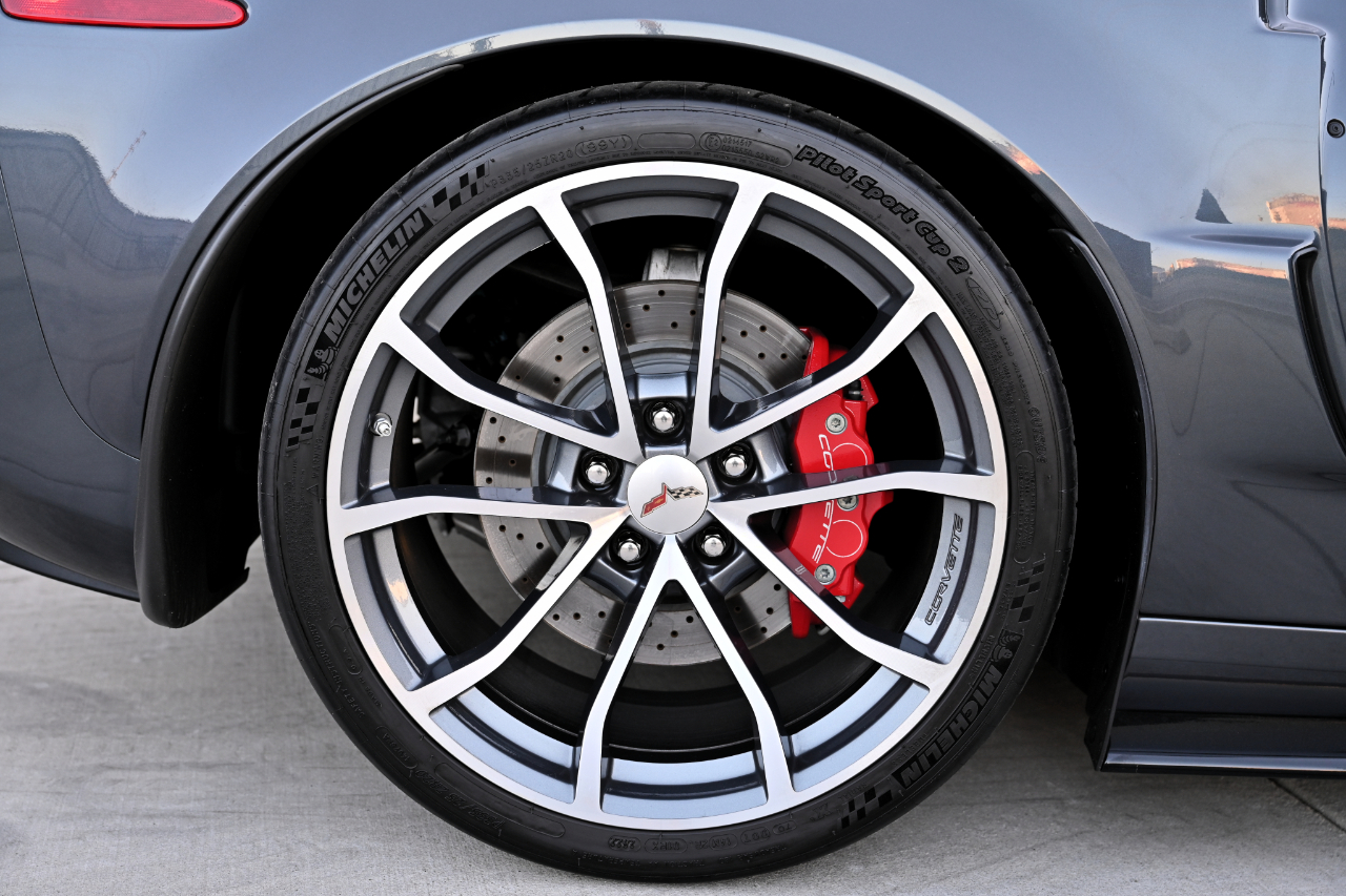Chevrolet Corvette  2013