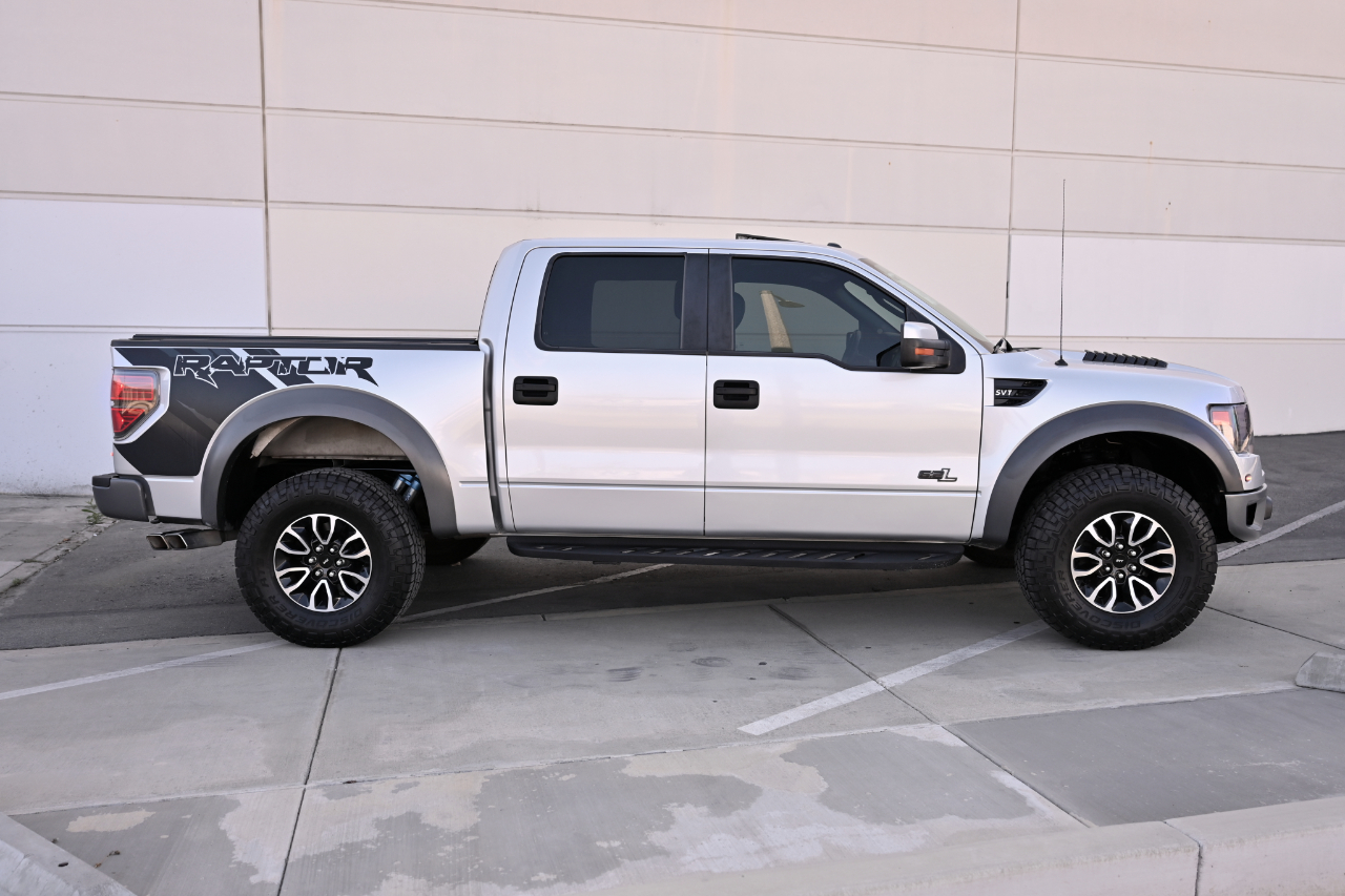 Ford F-150 4WD SuperCrew 145" SVT Raptor 2014