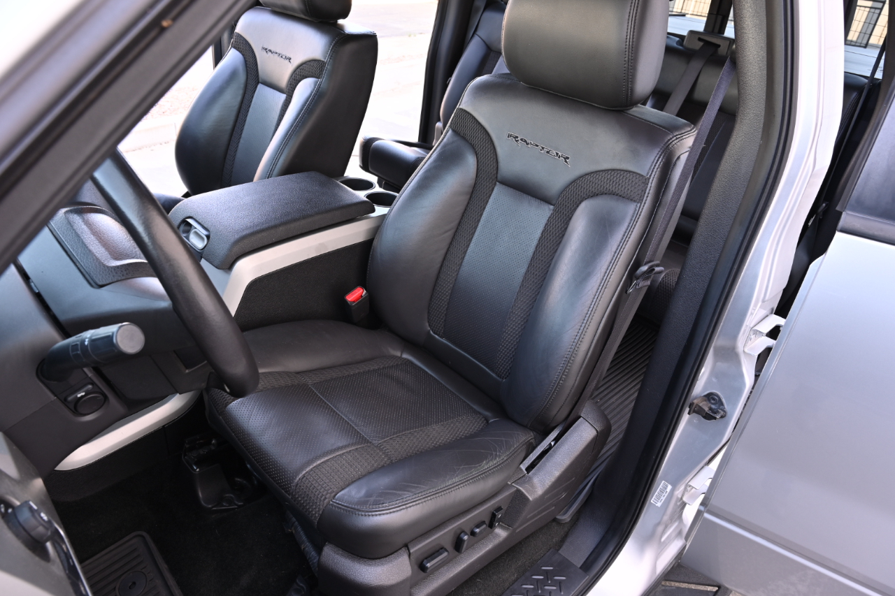 Ford F-150 4WD SuperCrew 145" SVT Raptor 2014