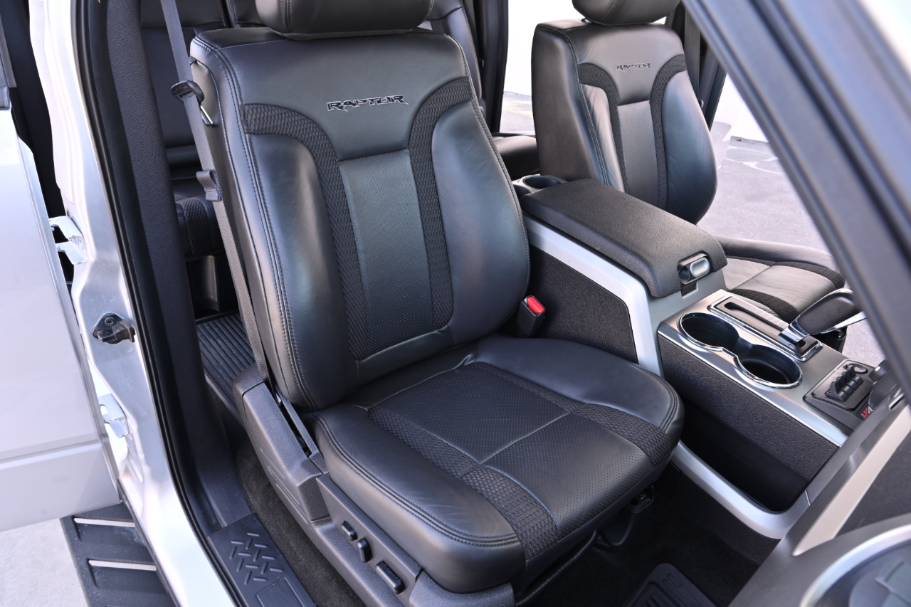 Ford F-150 4WD SuperCrew 145" SVT Raptor 2014