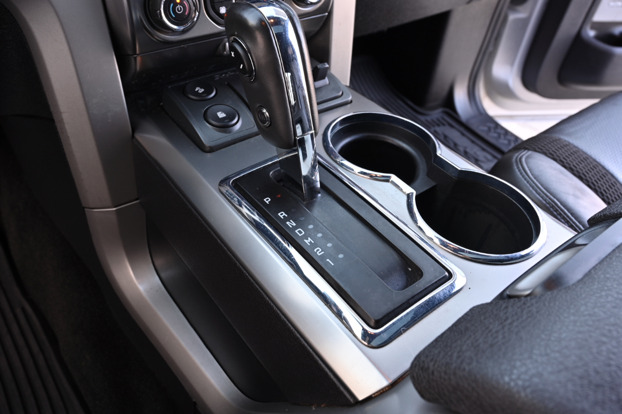 Ford F-150 4WD SuperCrew 145" SVT Raptor 2014