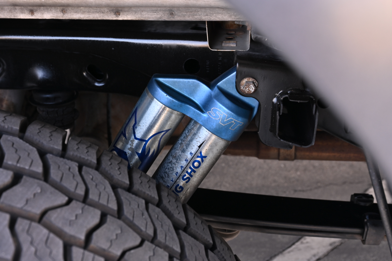 Ford F-150 4WD SuperCrew 145" SVT Raptor 2014