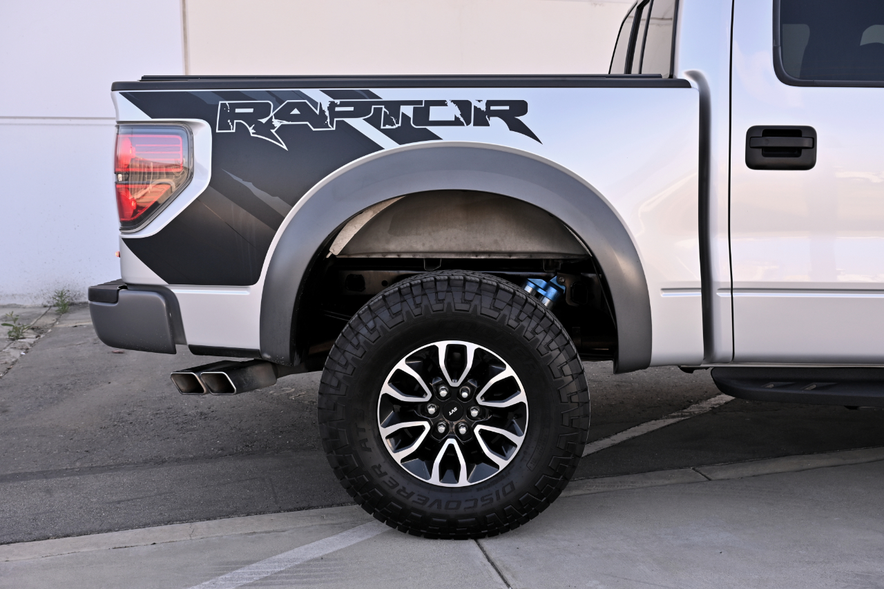 Ford F-150 4WD SuperCrew 145" SVT Raptor 2014