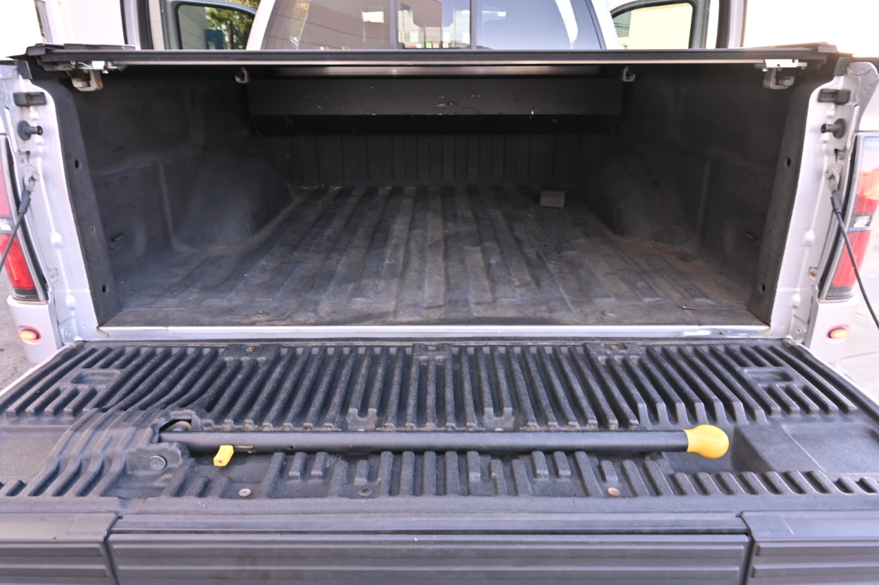 Ford F-150 4WD SuperCrew 145" SVT Raptor 2014