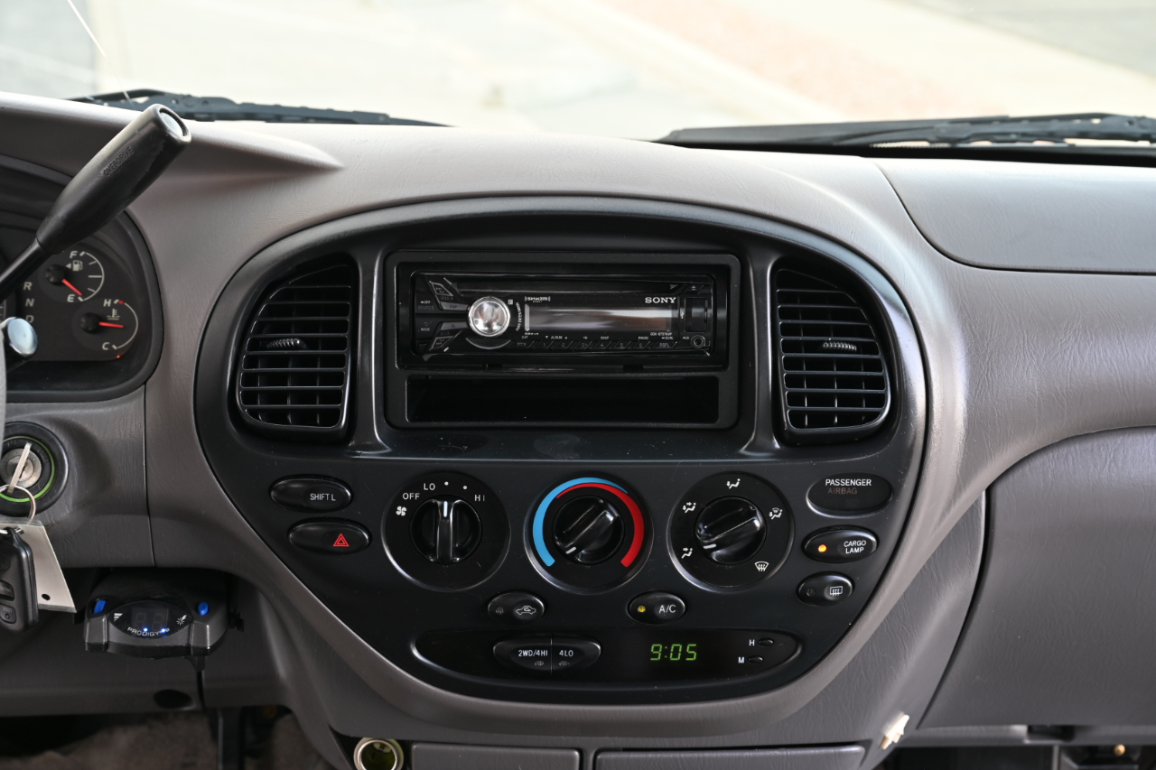 Toyota Tundra  2005