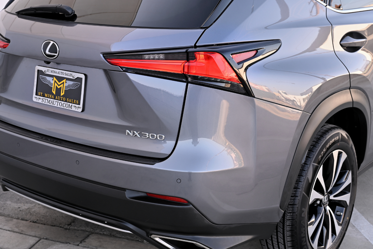 Lexus NX NX 300 F SPORT AWD 2021