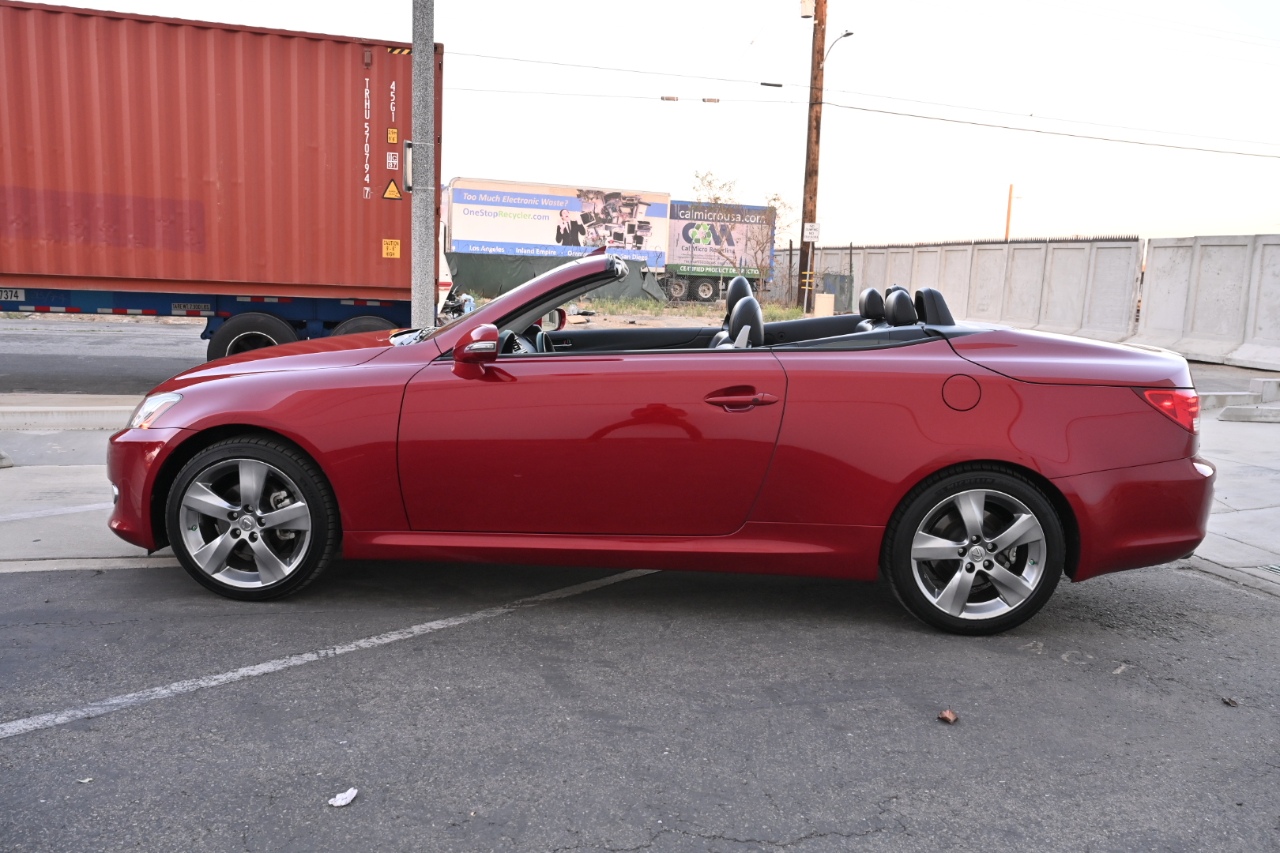 Lexus IS 250C  2010