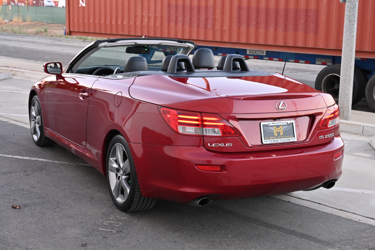 Lexus IS 250C  2010
