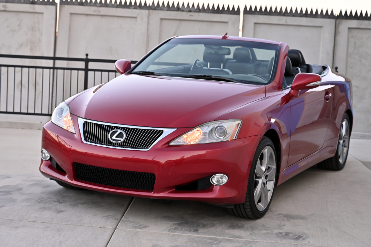 Lexus IS 250C  2010