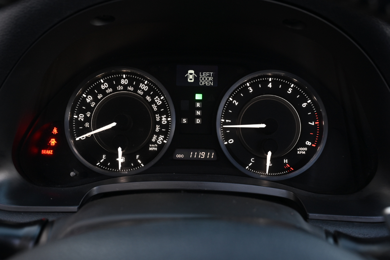 Lexus IS 250C  2010