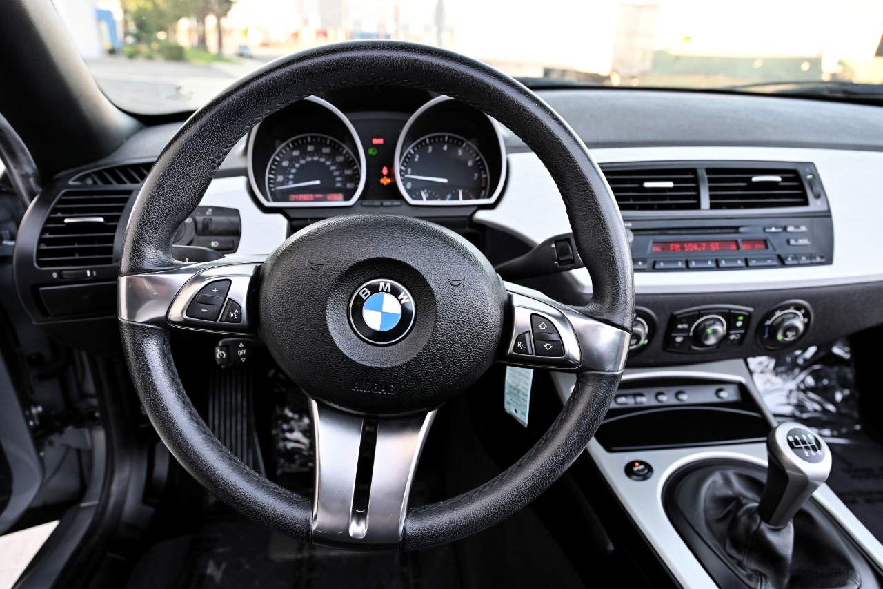 BMW Z4 Z4 2dr Roadster 3.0si 2006