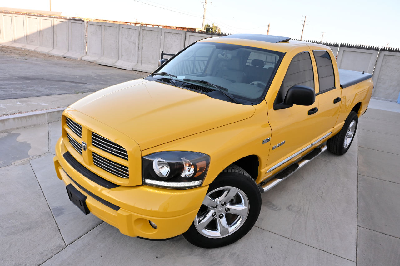 Dodge Ram 1500 2WD Quad Cab 140.5" SLT 2008
