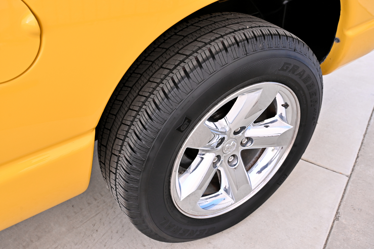 Dodge Ram 1500 2WD Quad Cab 140.5" SLT 2008