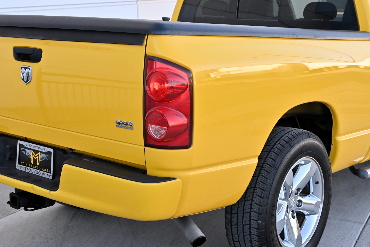 Dodge Ram 1500 2WD Quad Cab 140.5" SLT 2008