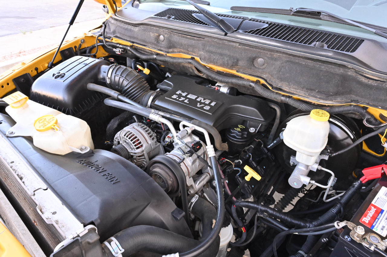 Dodge Ram 1500 2WD Quad Cab 140.5" SLT 2008