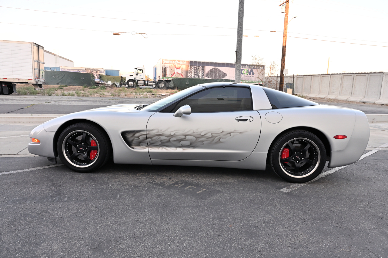 Chevrolet Corvette Coupe 2003