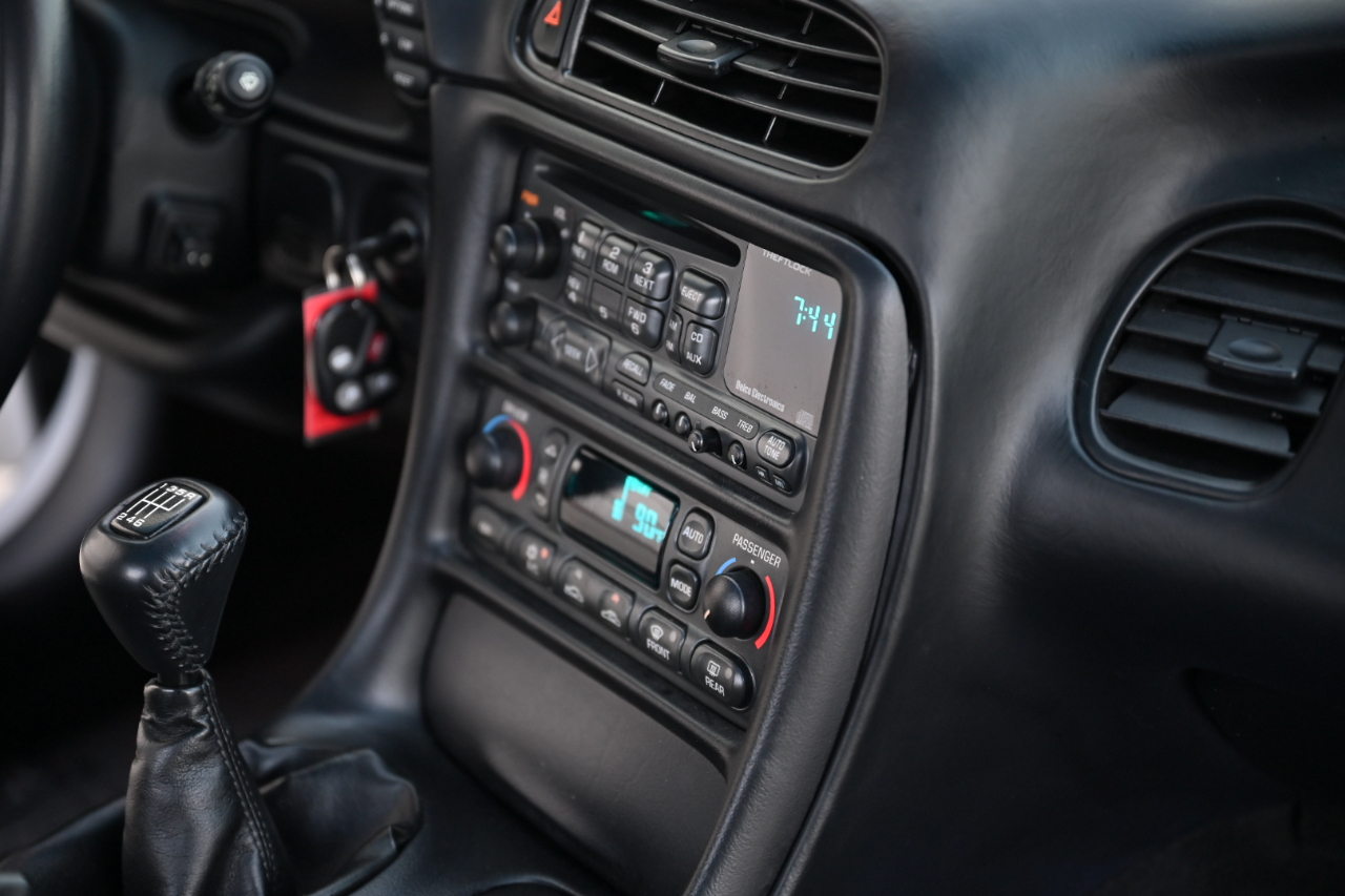 Chevrolet Corvette Coupe 2003