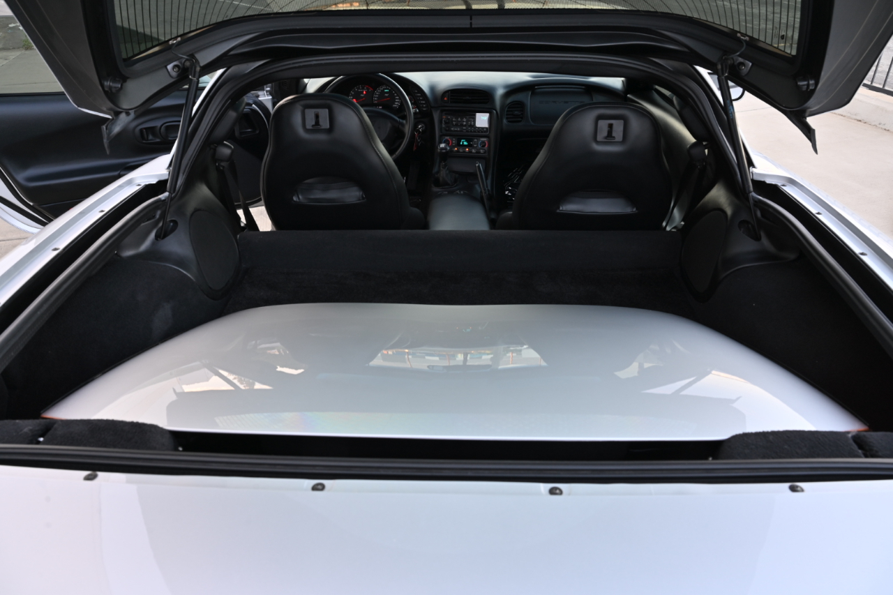 Chevrolet Corvette Coupe 2003
