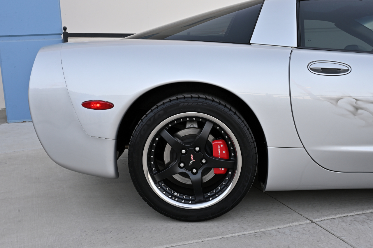 Chevrolet Corvette Coupe 2003