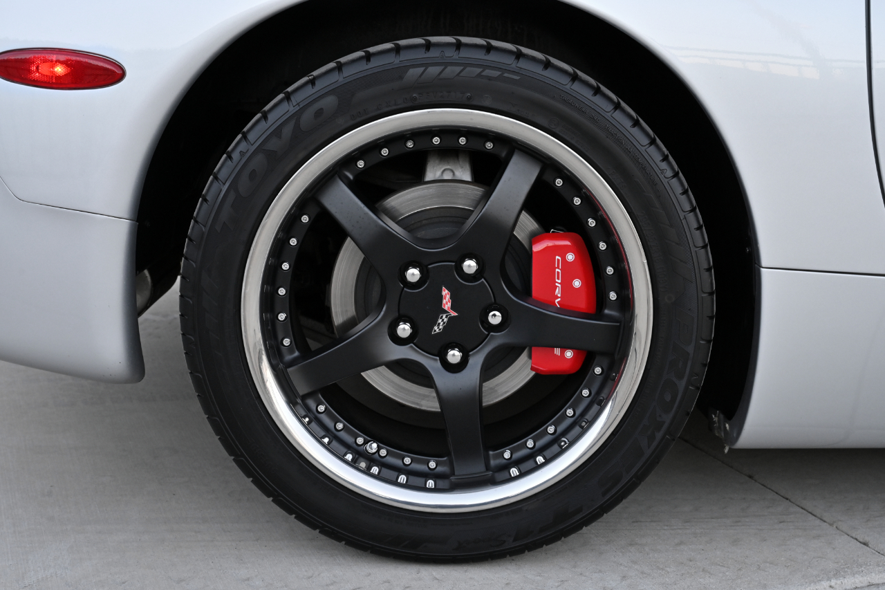 Chevrolet Corvette Coupe 2003