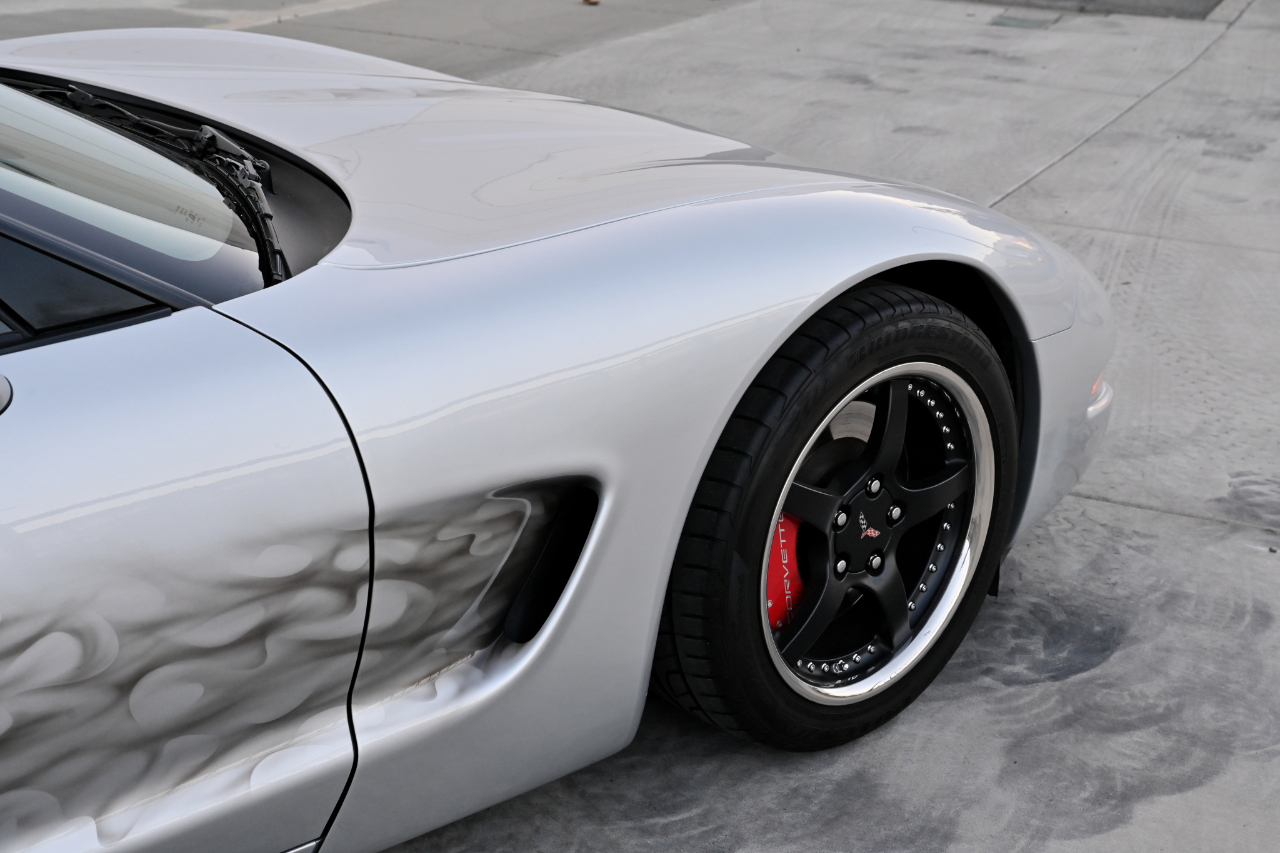 Chevrolet Corvette Coupe 2003