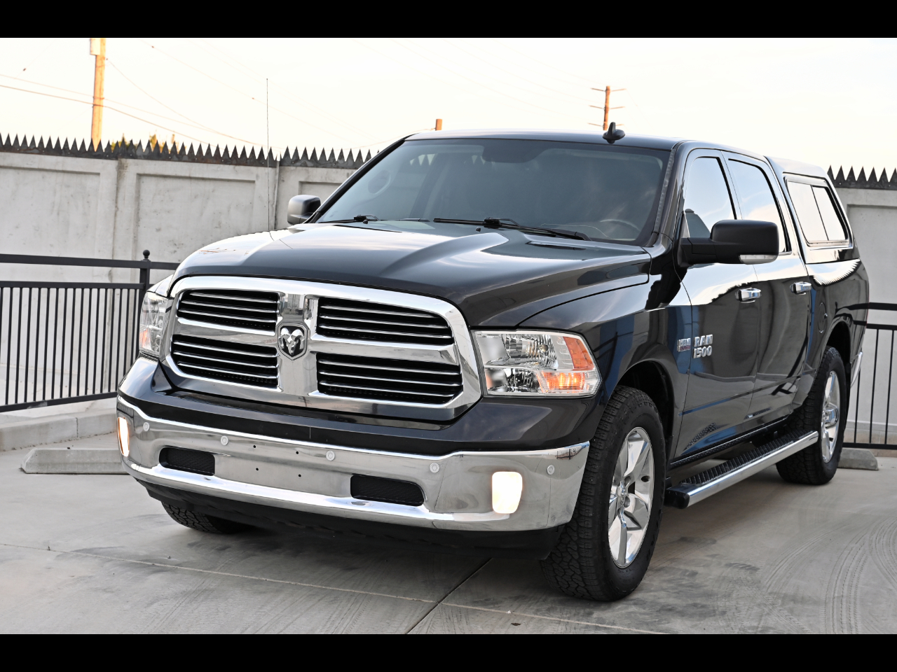 2017 RAM 1500 Big Horn 4x4 Crew Cab 5'7"