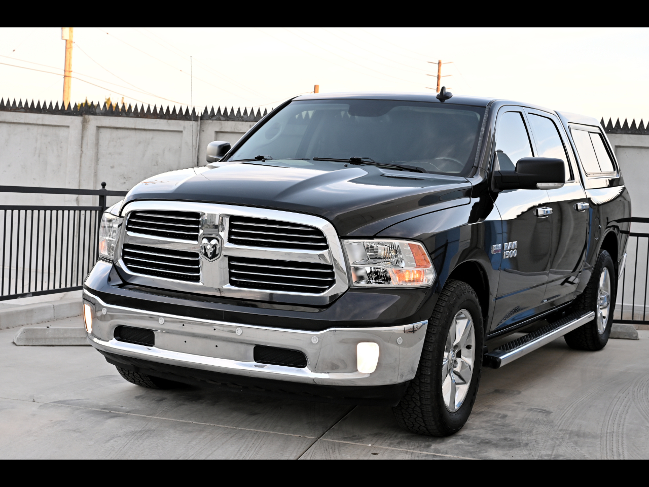 2017 RAM 1500 Big Horn 4x4 Crew Cab 5'7"