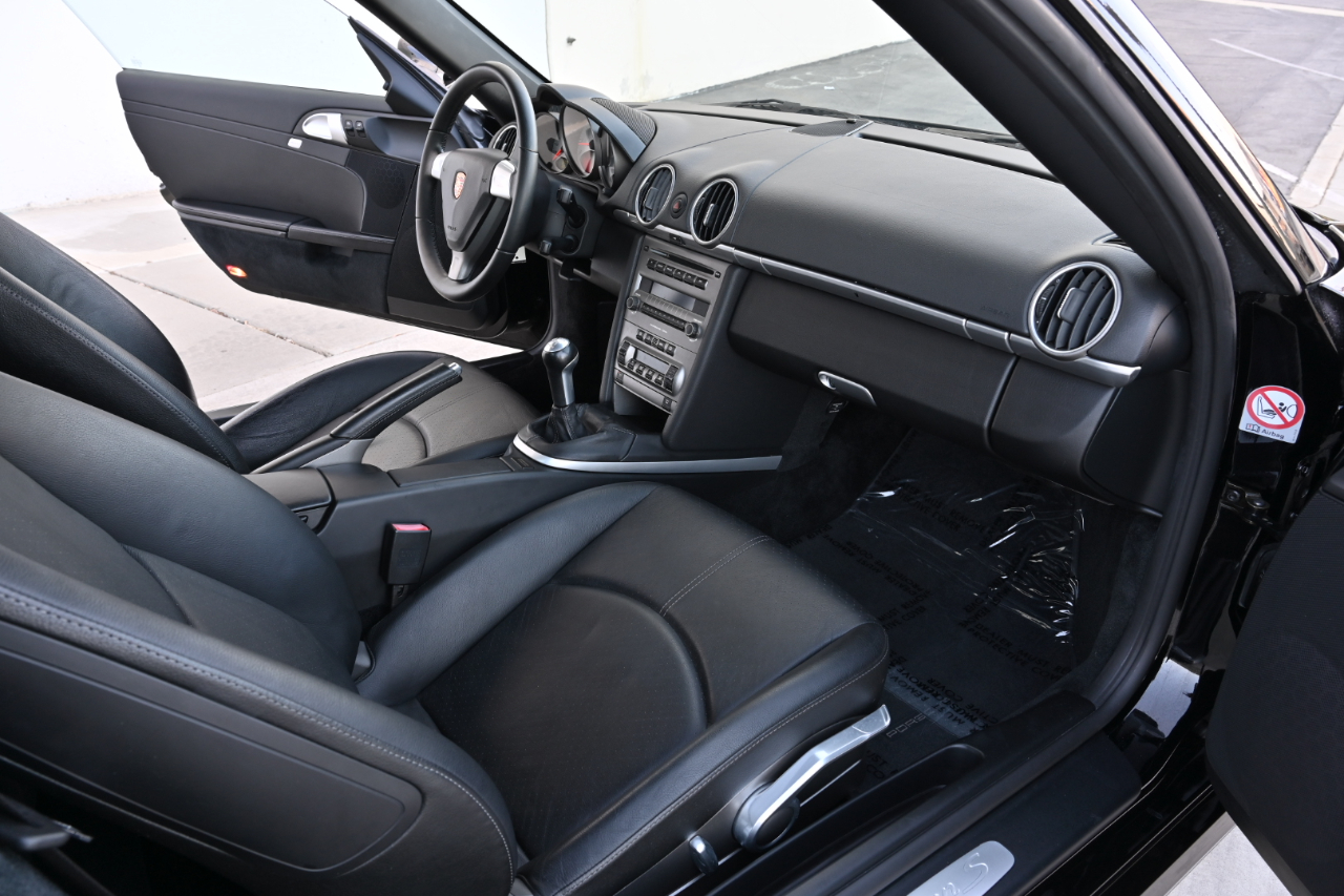 Porsche Cayman S 2006